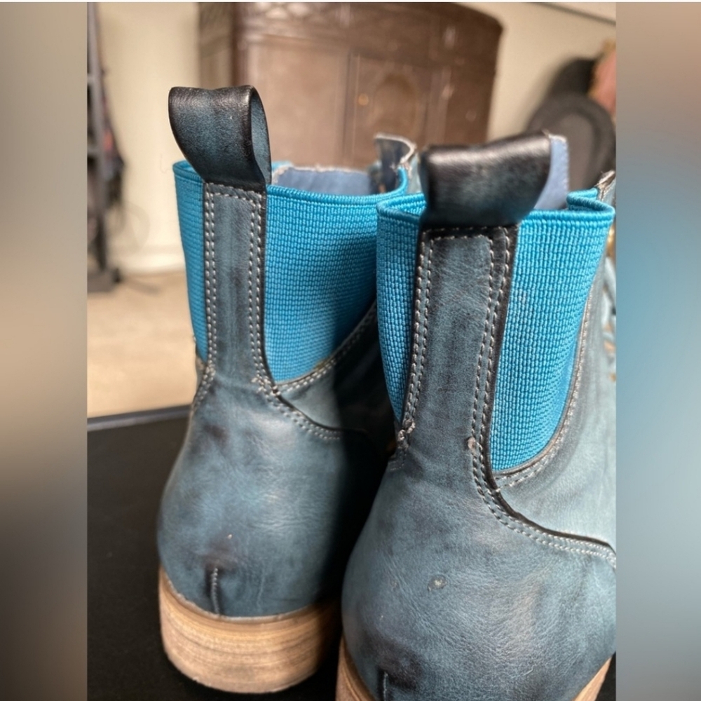 Blue Lace Up boots sz 8.5 - Picture 3 of 7